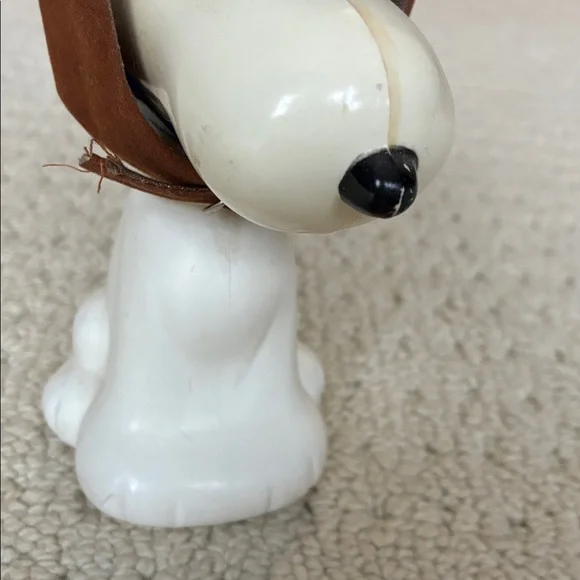 Avon Vintage Snoopy Flying Ace Bubble Bath Bottle 4 fl oz - Picture 3 of 12